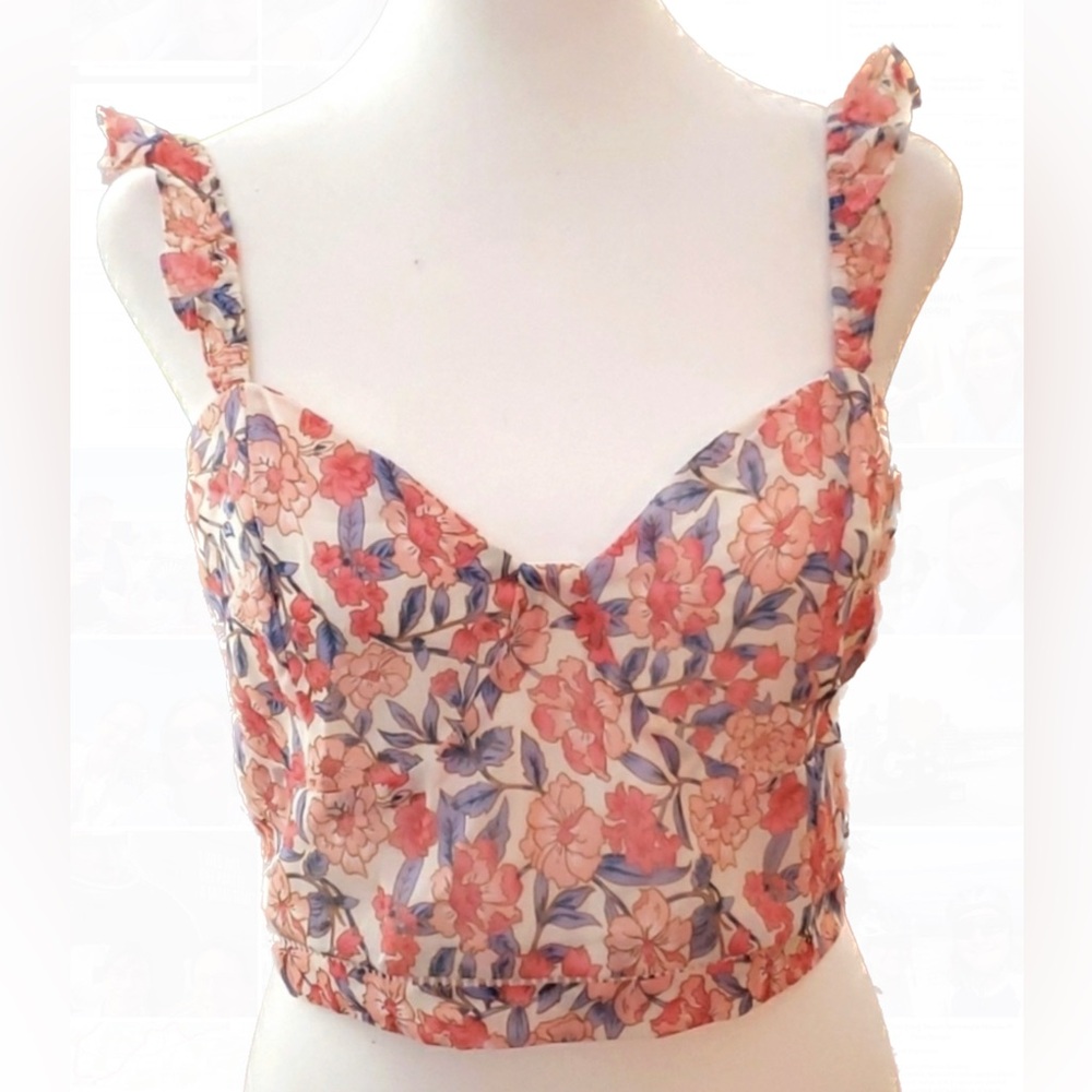 New! Kendall & Kylie Bustier Crop Top, XL